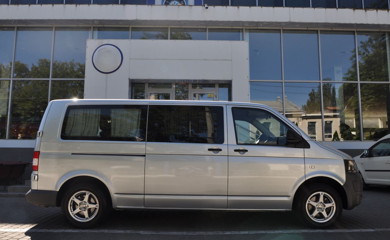 Volkswagen Transporter - фото 11