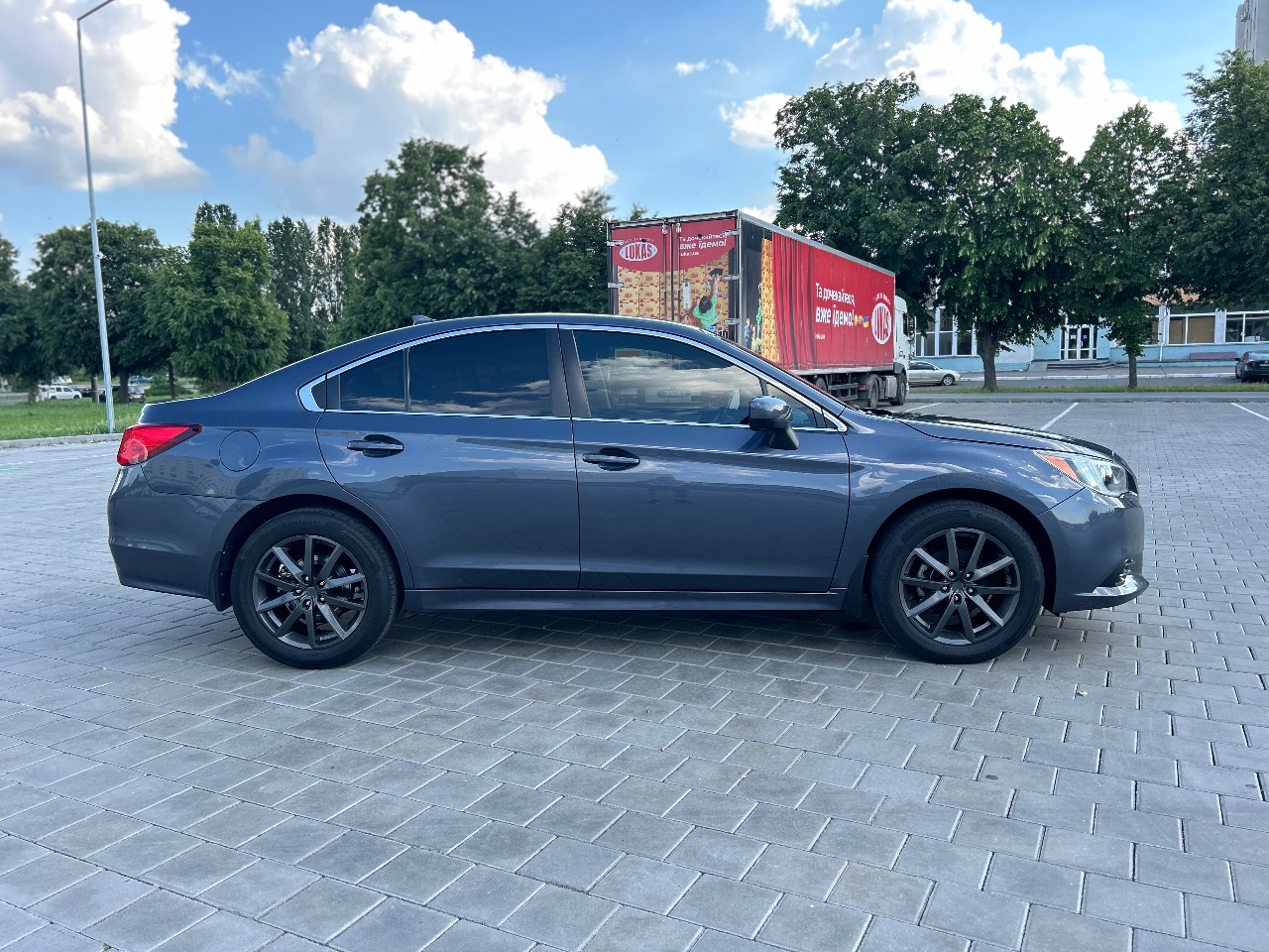 Subaru Legacy - фото 8