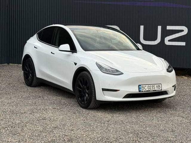 Tesla Model Y - фото 3