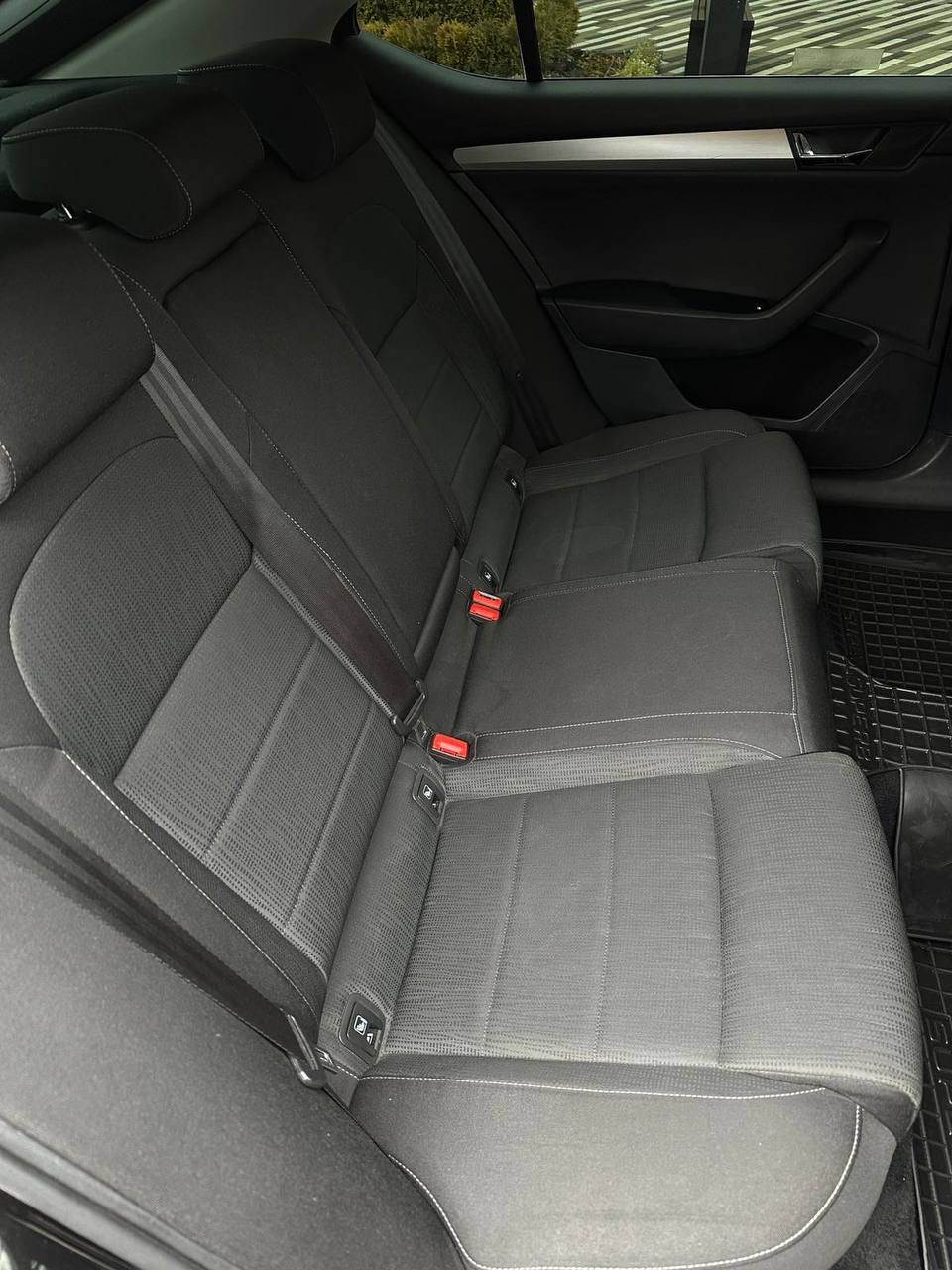 Skoda Superb - фото 14