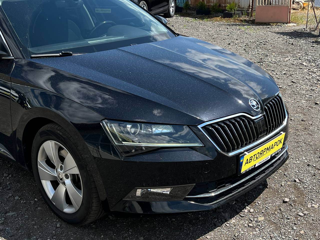 Skoda Superb - фото 16