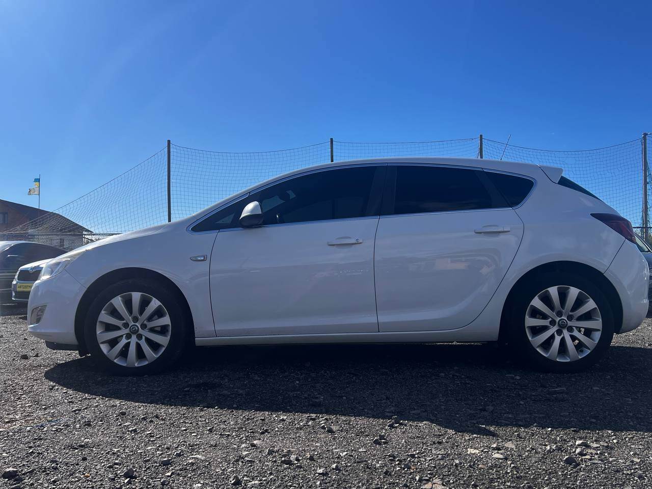 Opel Astra - фото 4