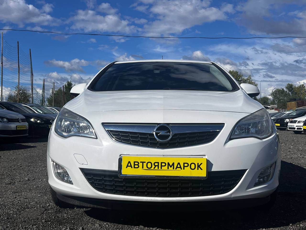 Opel Astra - фото 1
