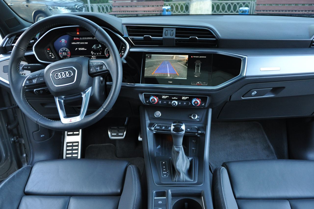 Audi Q3 Sportback - фото 28