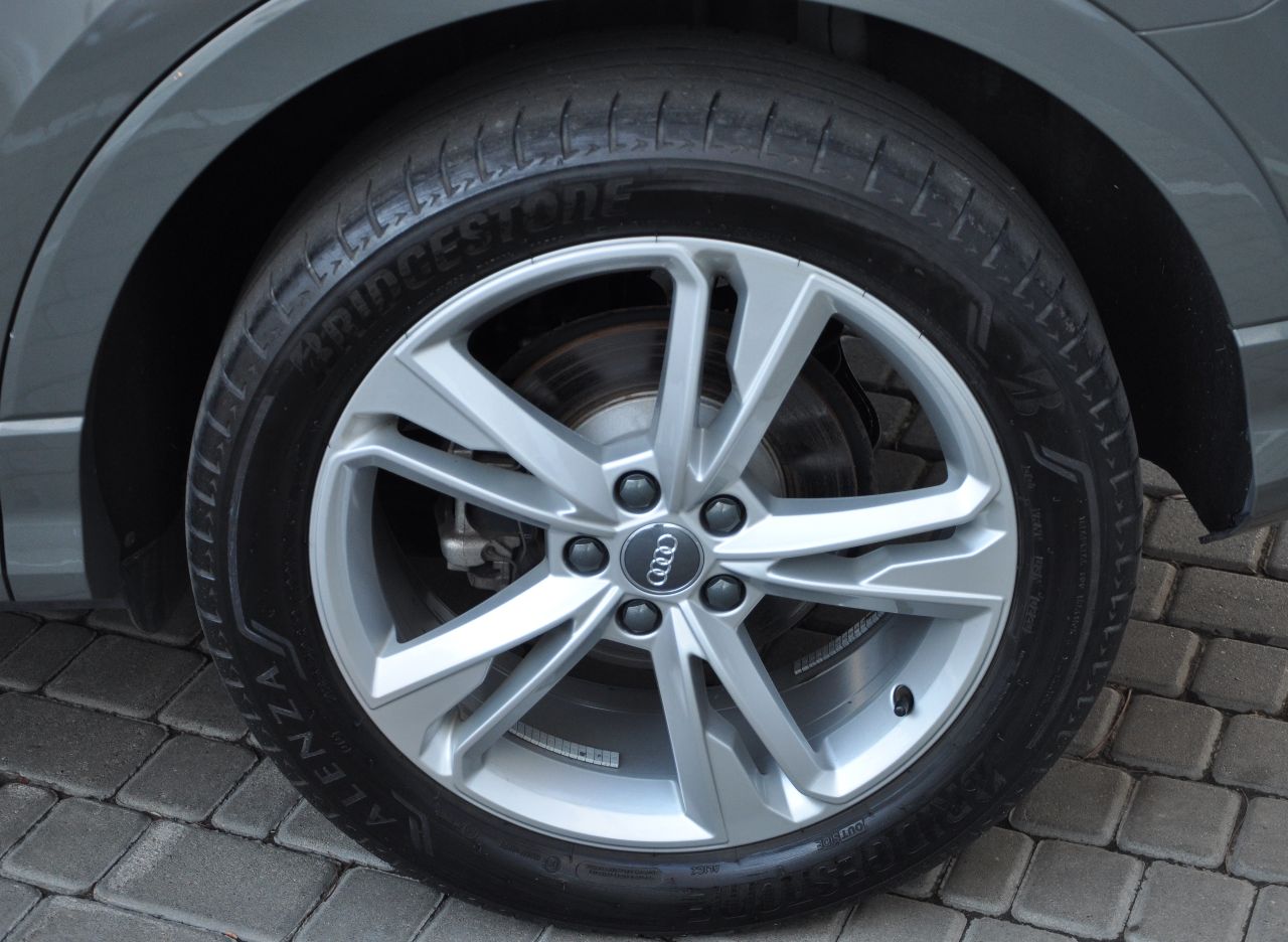 Audi Q3 Sportback - фото 13