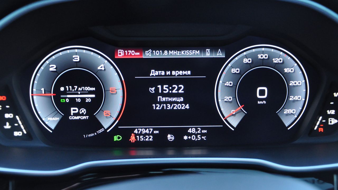 Audi Q3 Sportback - фото 31