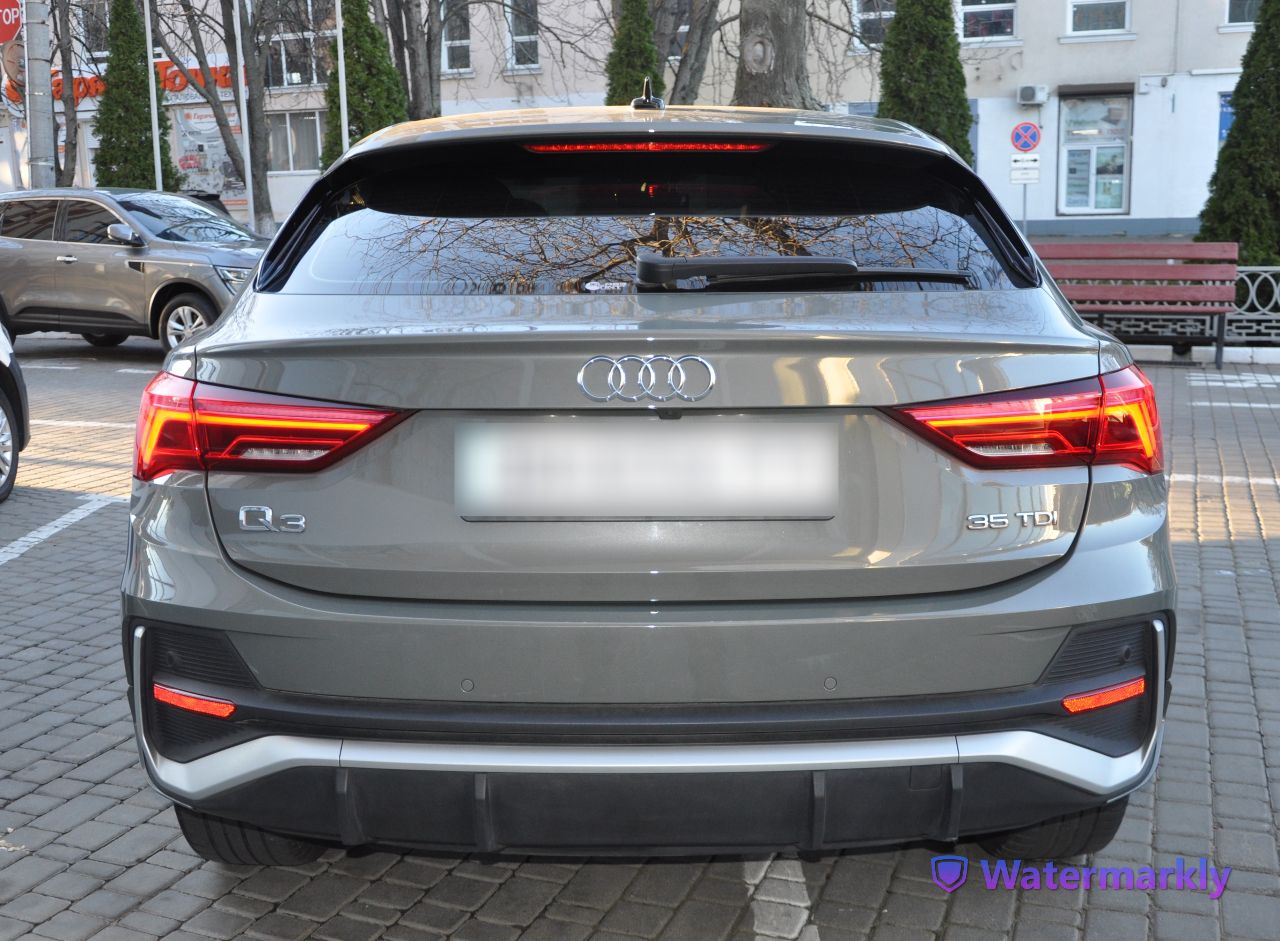 Audi Q3 Sportback - фото 4