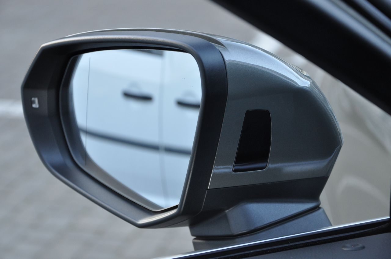 Audi Q3 Sportback - фото 24