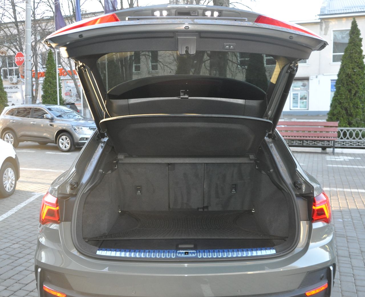 Audi Q3 Sportback - фото 5