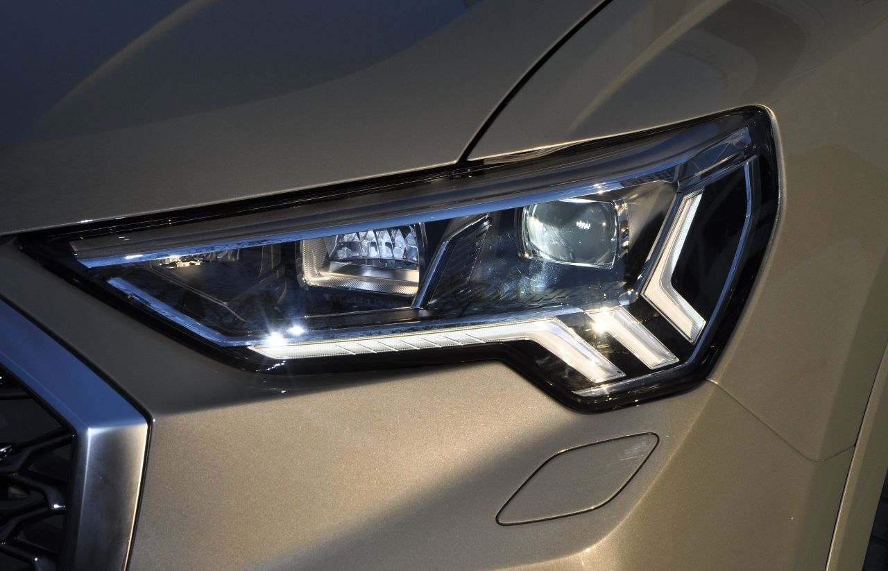 Audi Q3 Sportback - фото 12