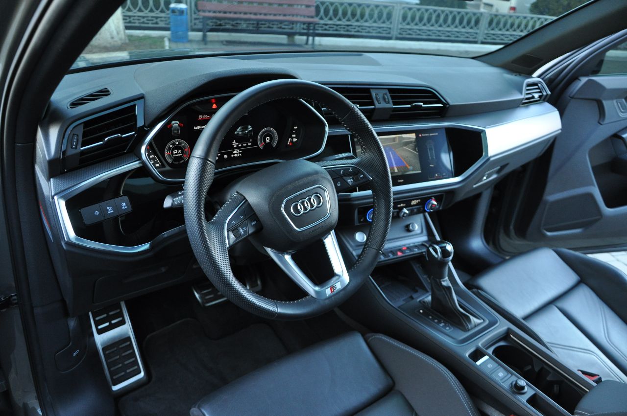 Audi Q3 Sportback - фото 27