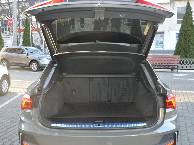 Audi Q3 Sportback - фото 5