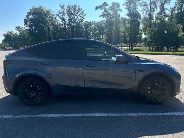 Tesla Model Y - фото 4