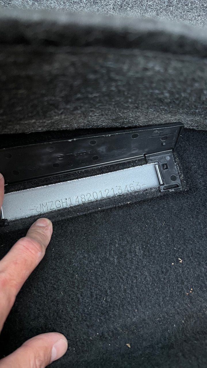 Mazda 6 - фото 10