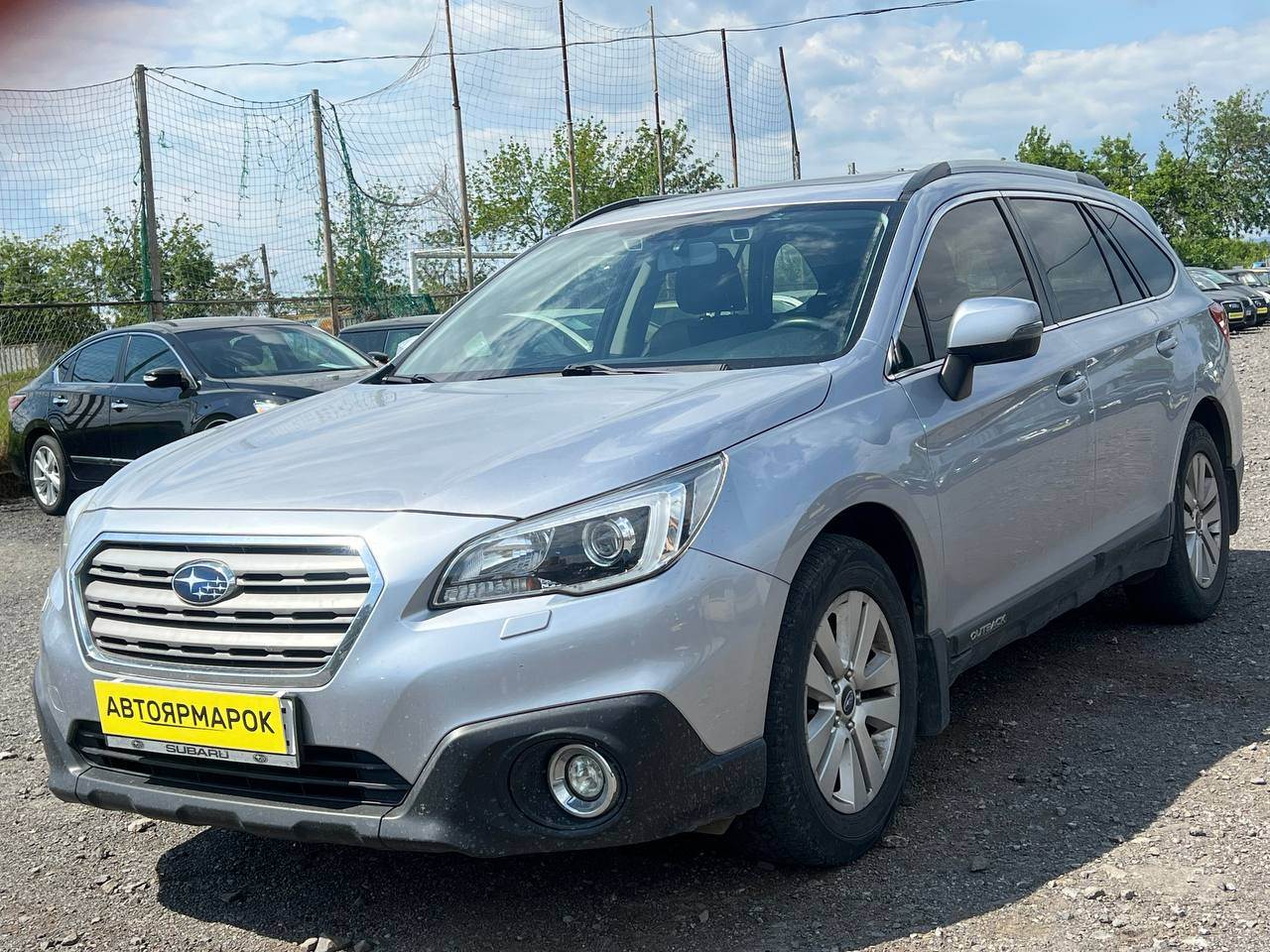 Subaru Outback - фото 2