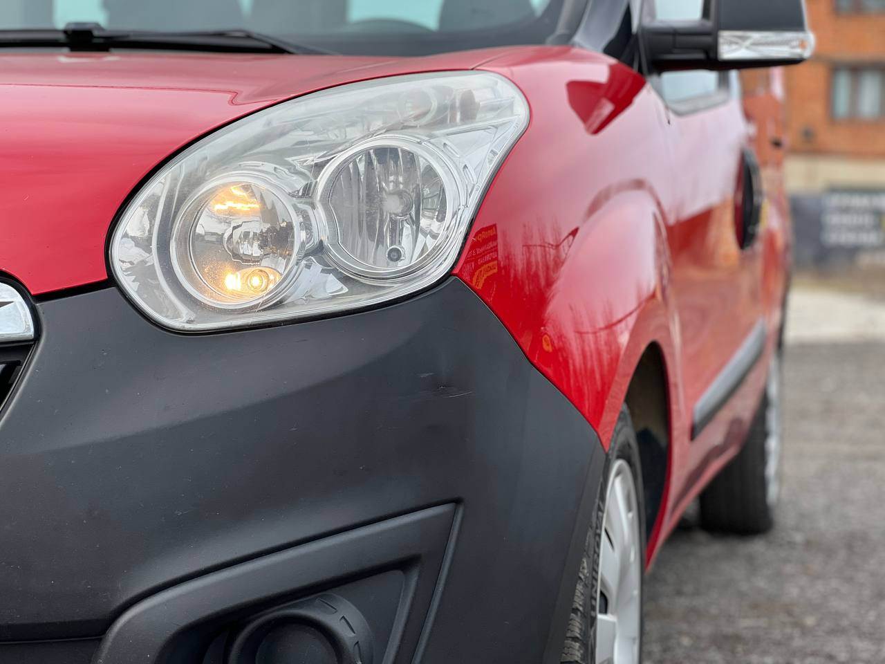 Opel Combo - фото 17