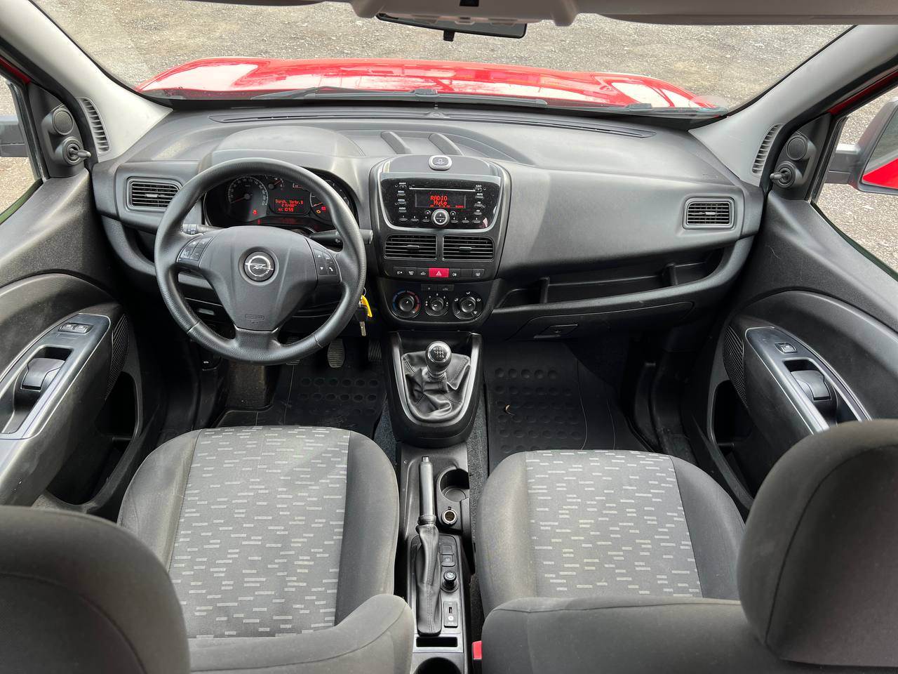 Opel Combo - фото 9