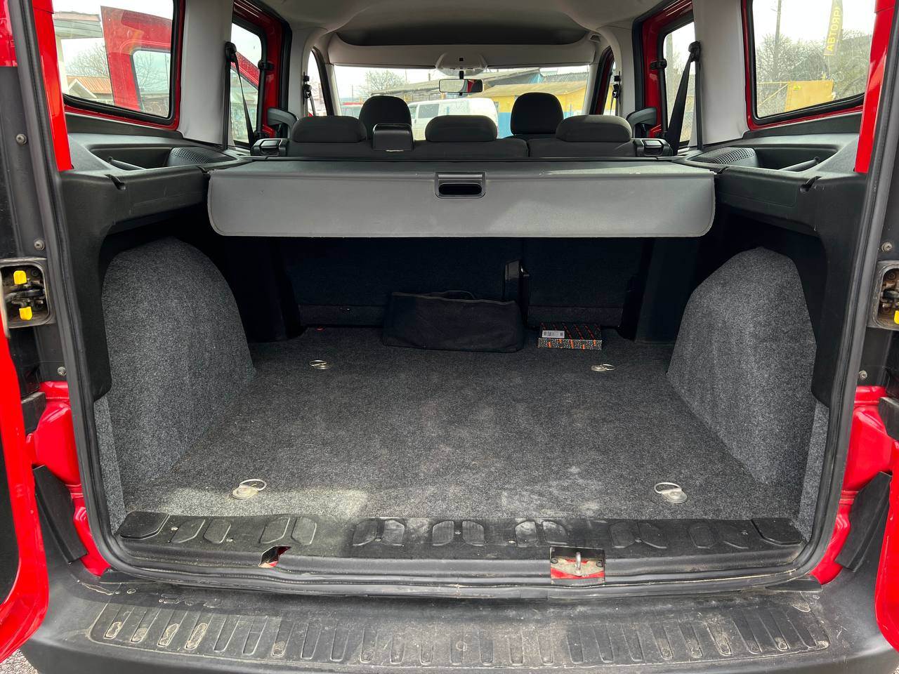 Opel Combo - фото 5