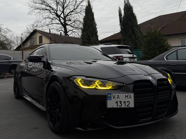 BMW M4 - фото 2