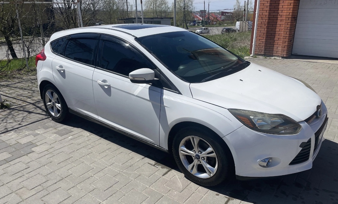 Ford Focus - фото 2