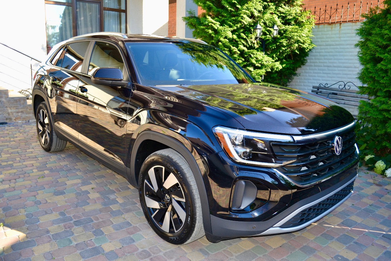 Volkswagen Atlas Cross Sport - фото 1
