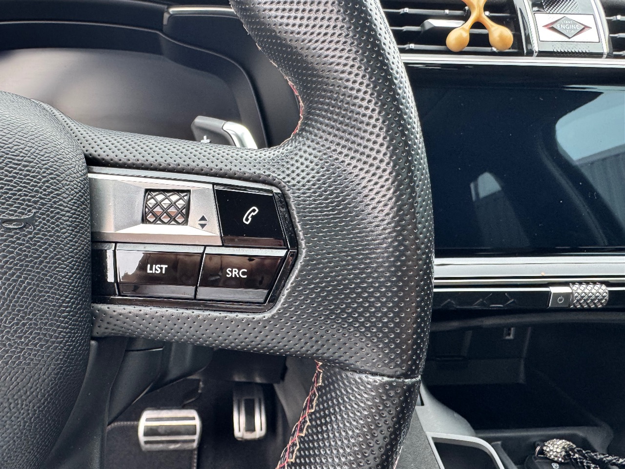 DS 7 Crossback - фото 37