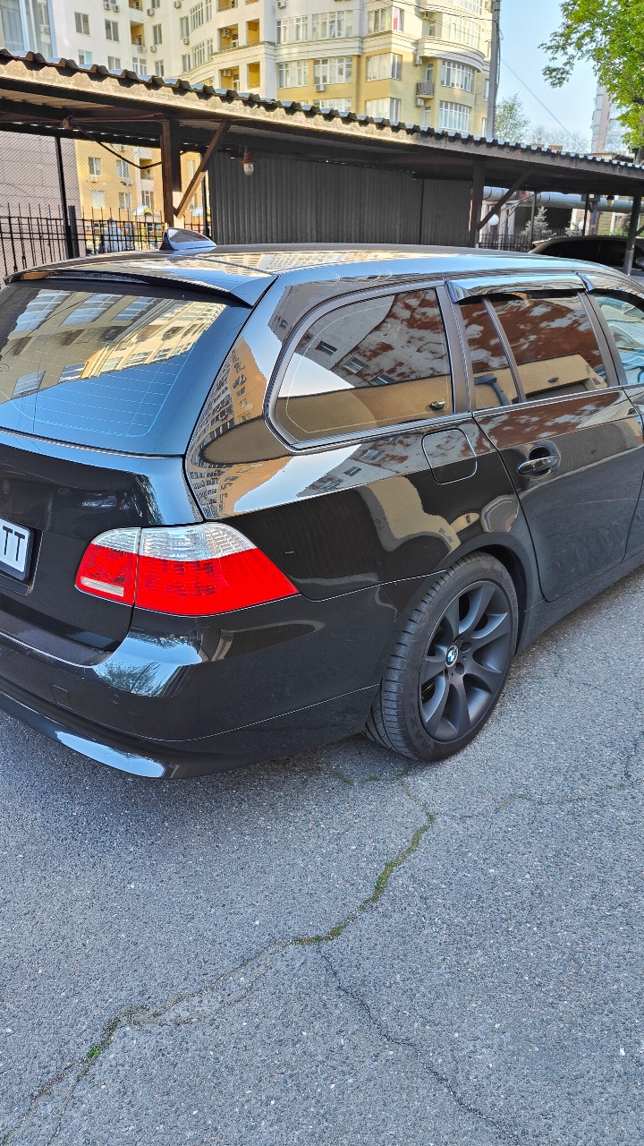 BMW 5 серії - фото 2