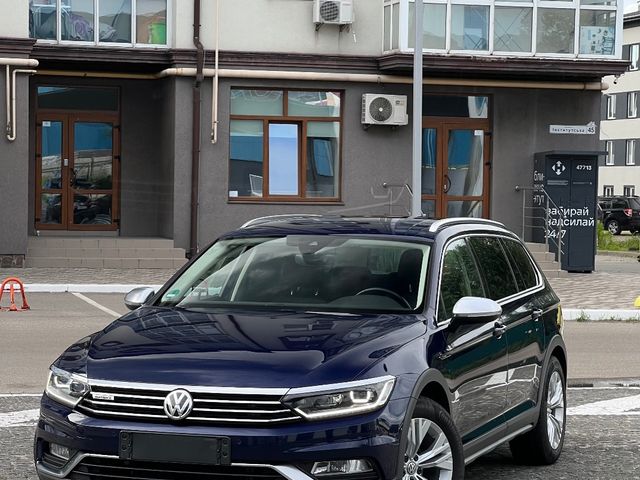 Volkswagen Passat - фото 2
