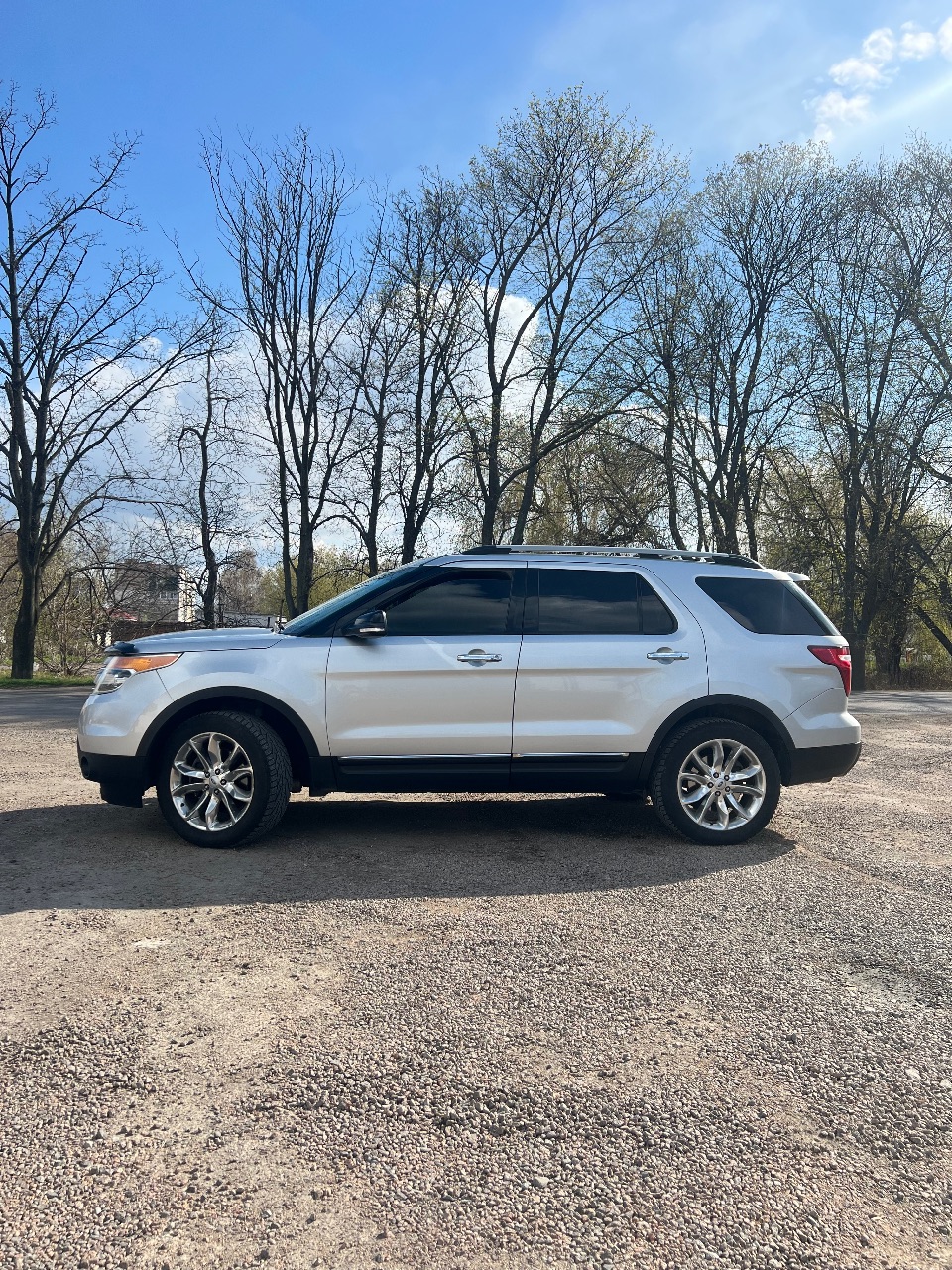 Ford Explorer - фото 4