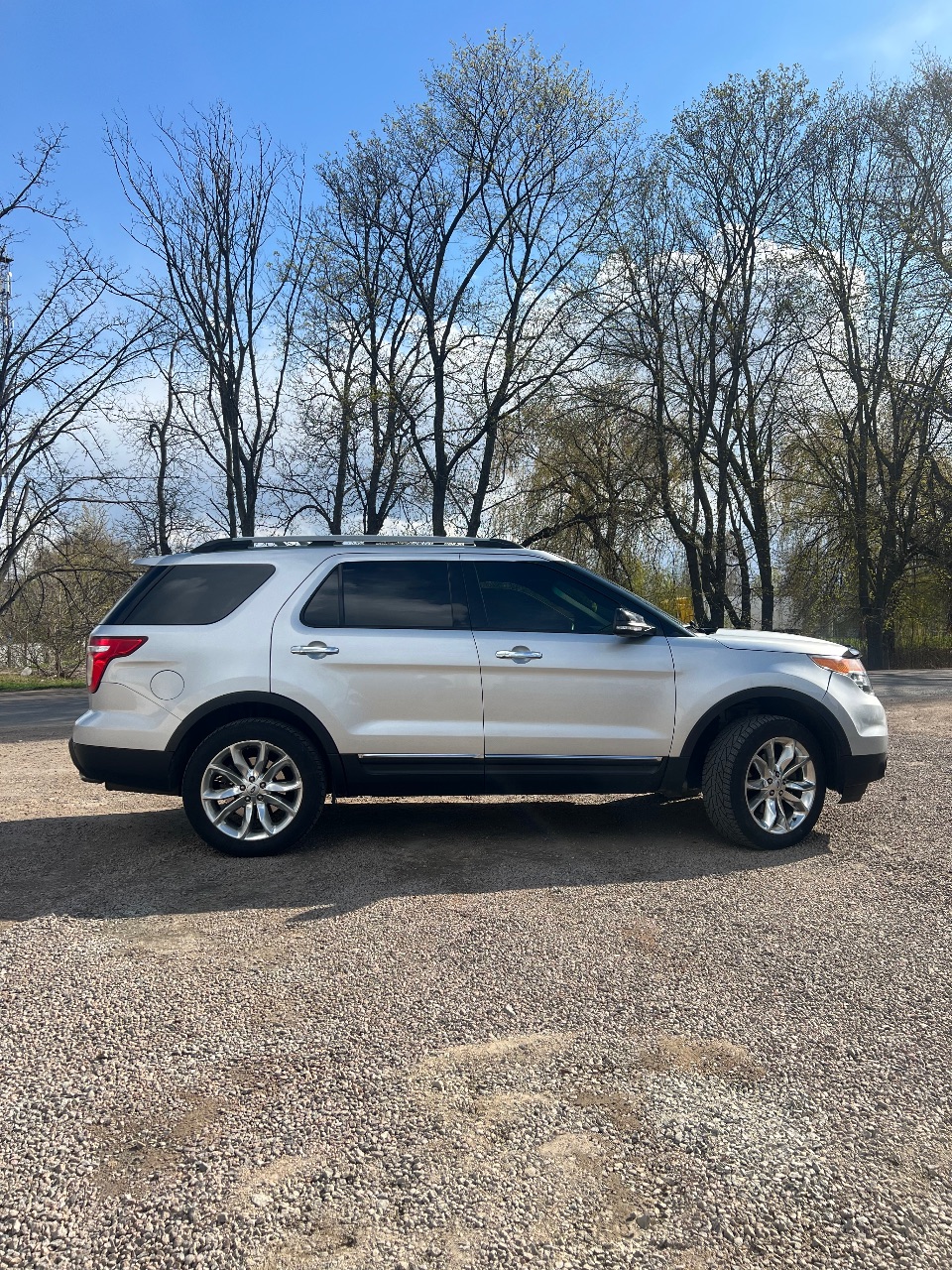 Ford Explorer - фото 2