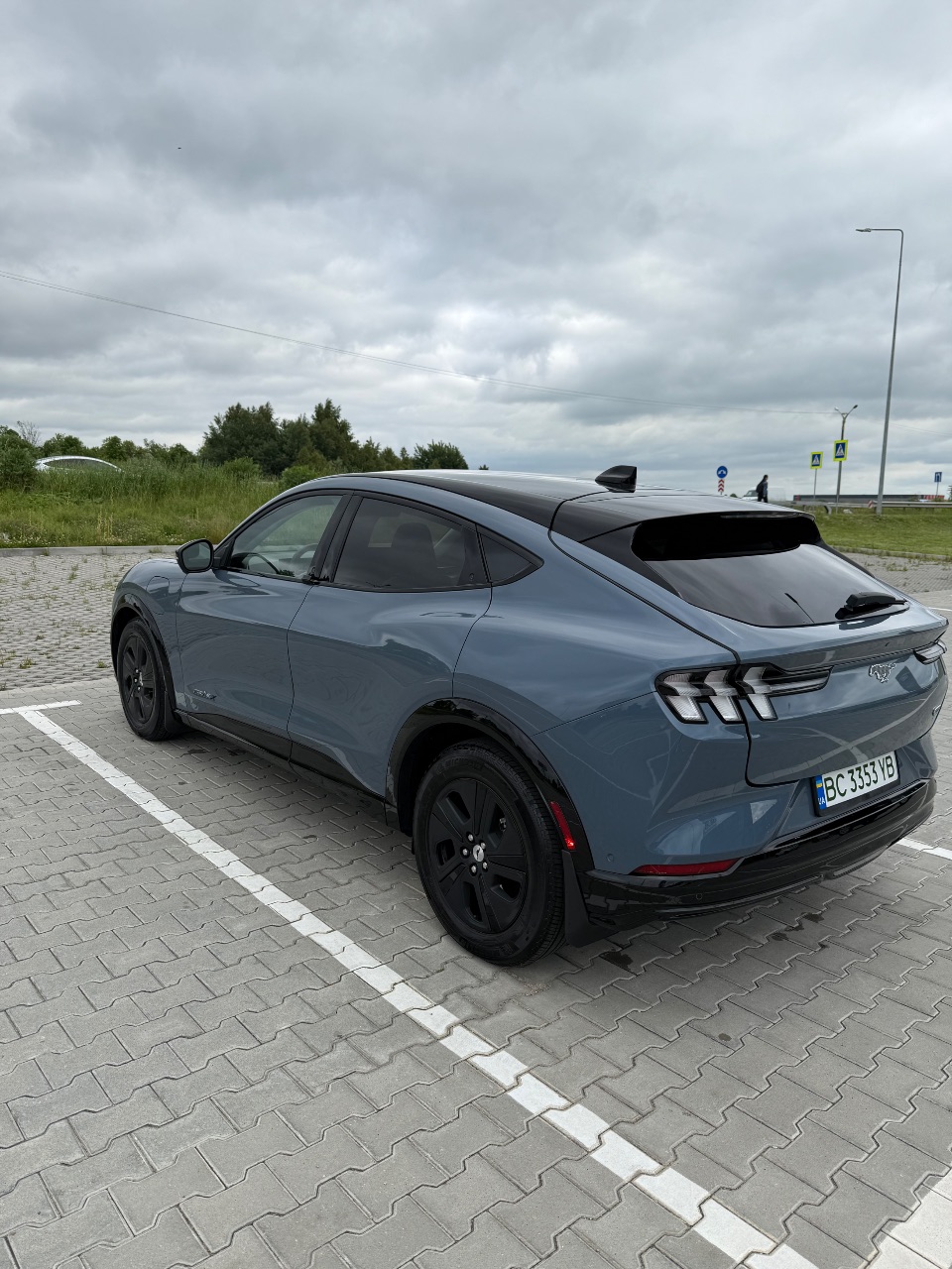 Ford Mustang Mach-E - фото 3