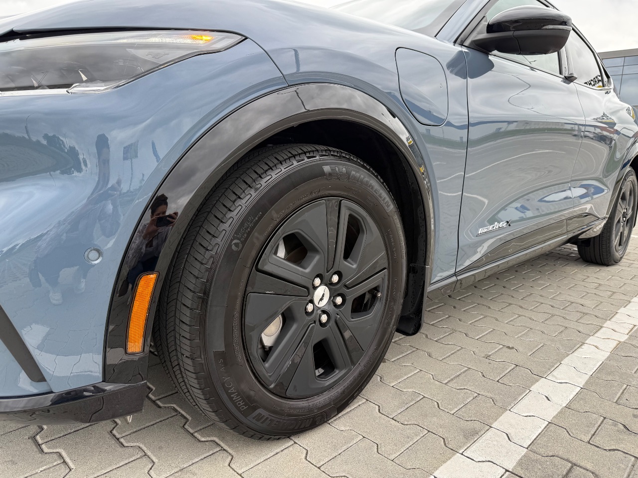 Ford Mustang Mach-E - фото 26