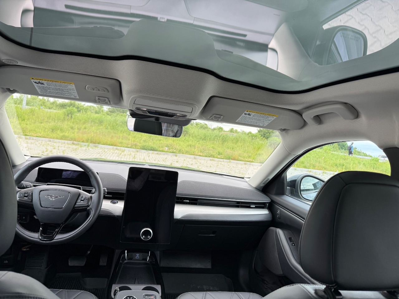 Ford Mustang Mach-E - фото 8