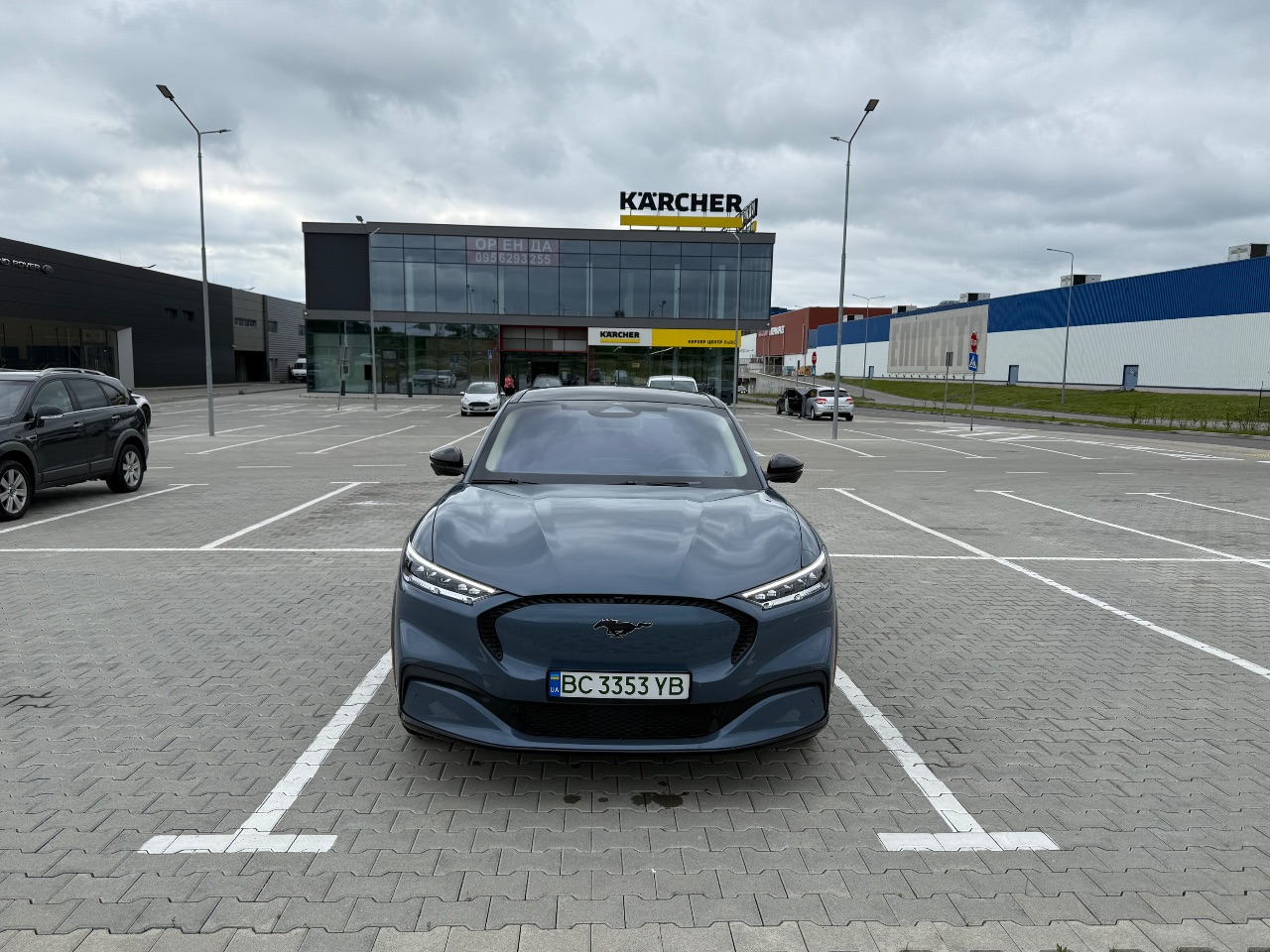 Ford Mustang Mach-E - фото 1