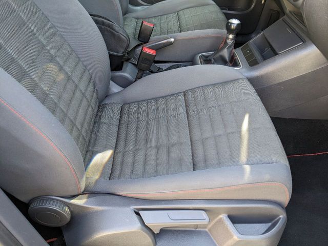 Volkswagen Golf 2006, Новоград-Волинський, $5 499 - зображення 5