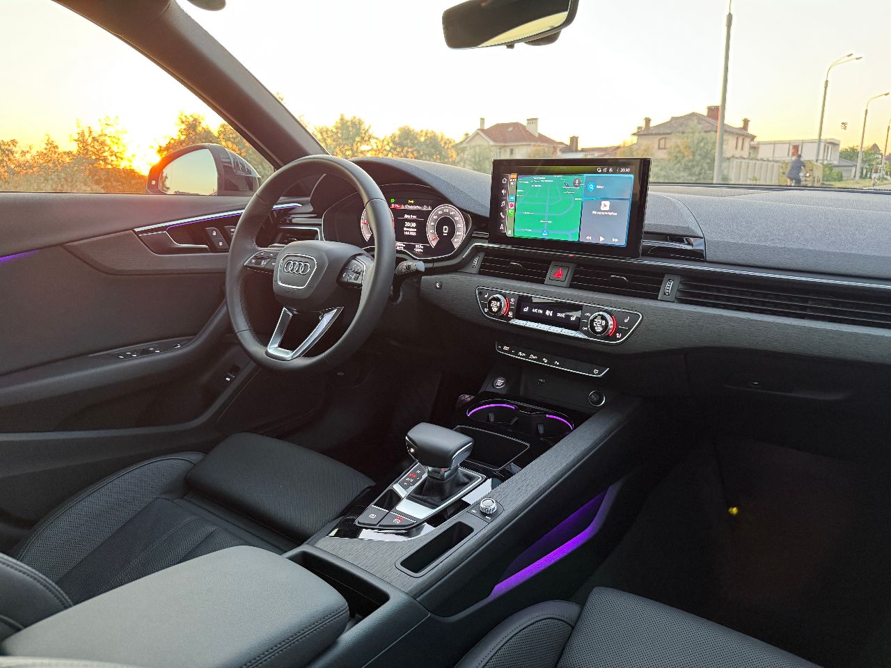 Audi A4 - фото 8