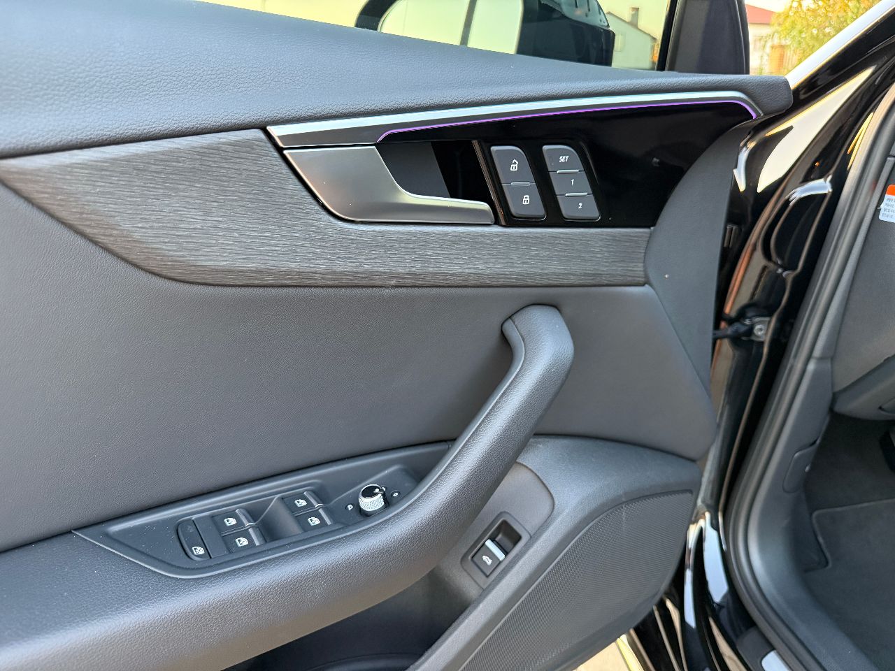 Audi A4 - фото 34