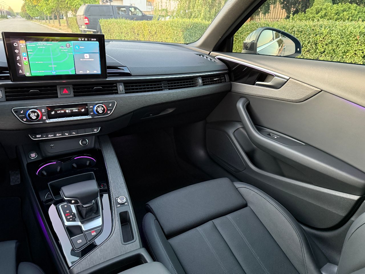 Audi A4 - фото 16