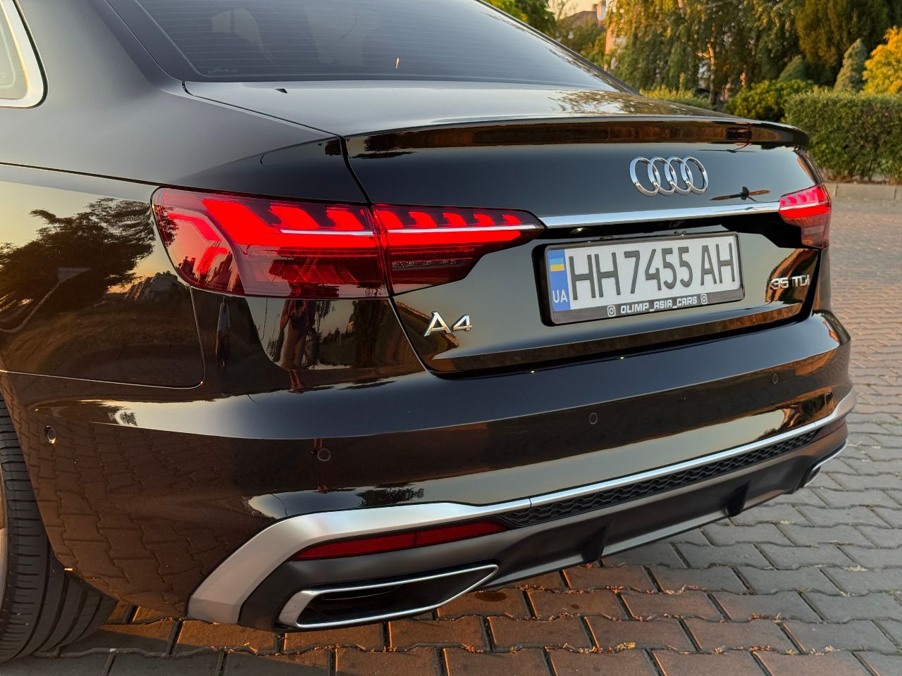 Audi A4 - фото 38