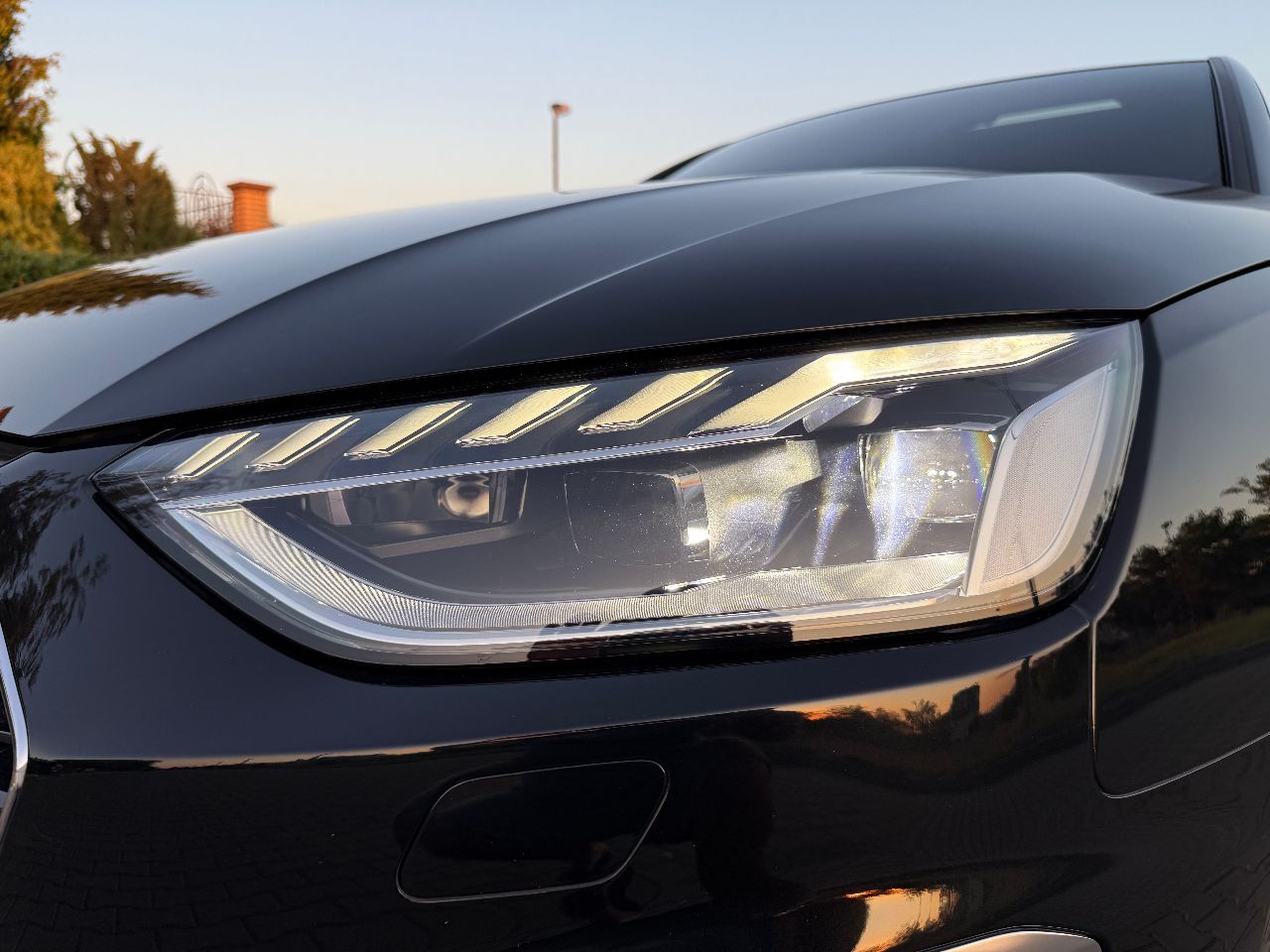 Audi A4 - фото 17