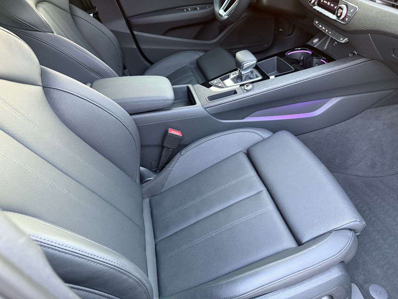 Audi A4 - фото 63