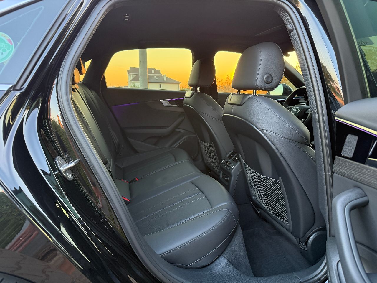 Audi A4 - фото 43