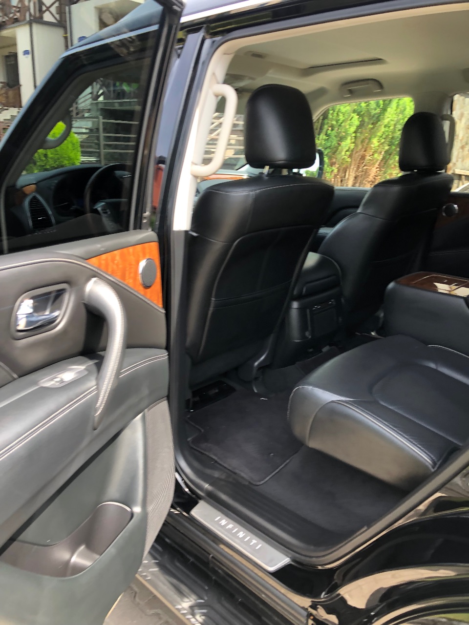 Infiniti QX80 - фото 9