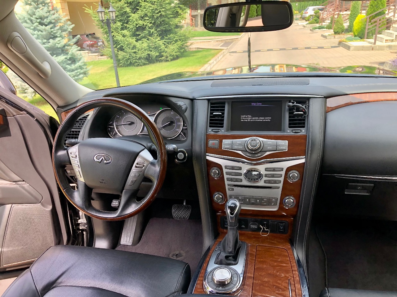 Infiniti QX80 - фото 6