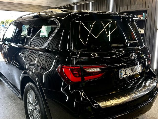 Infiniti QX80 - фото 5