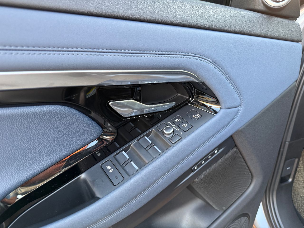 Land Rover Range Rover Evoque - фото 55