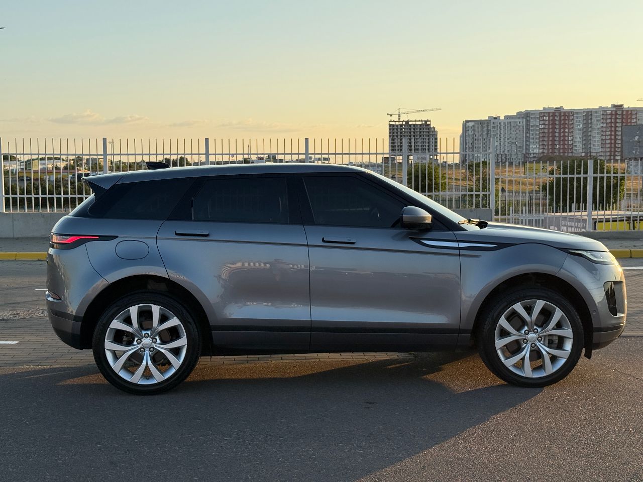 Land Rover Range Rover Evoque - фото 40