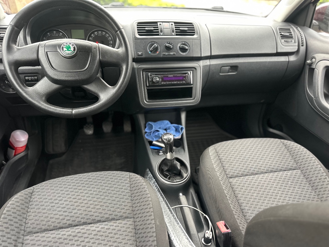 Skoda Fabia - фото 8