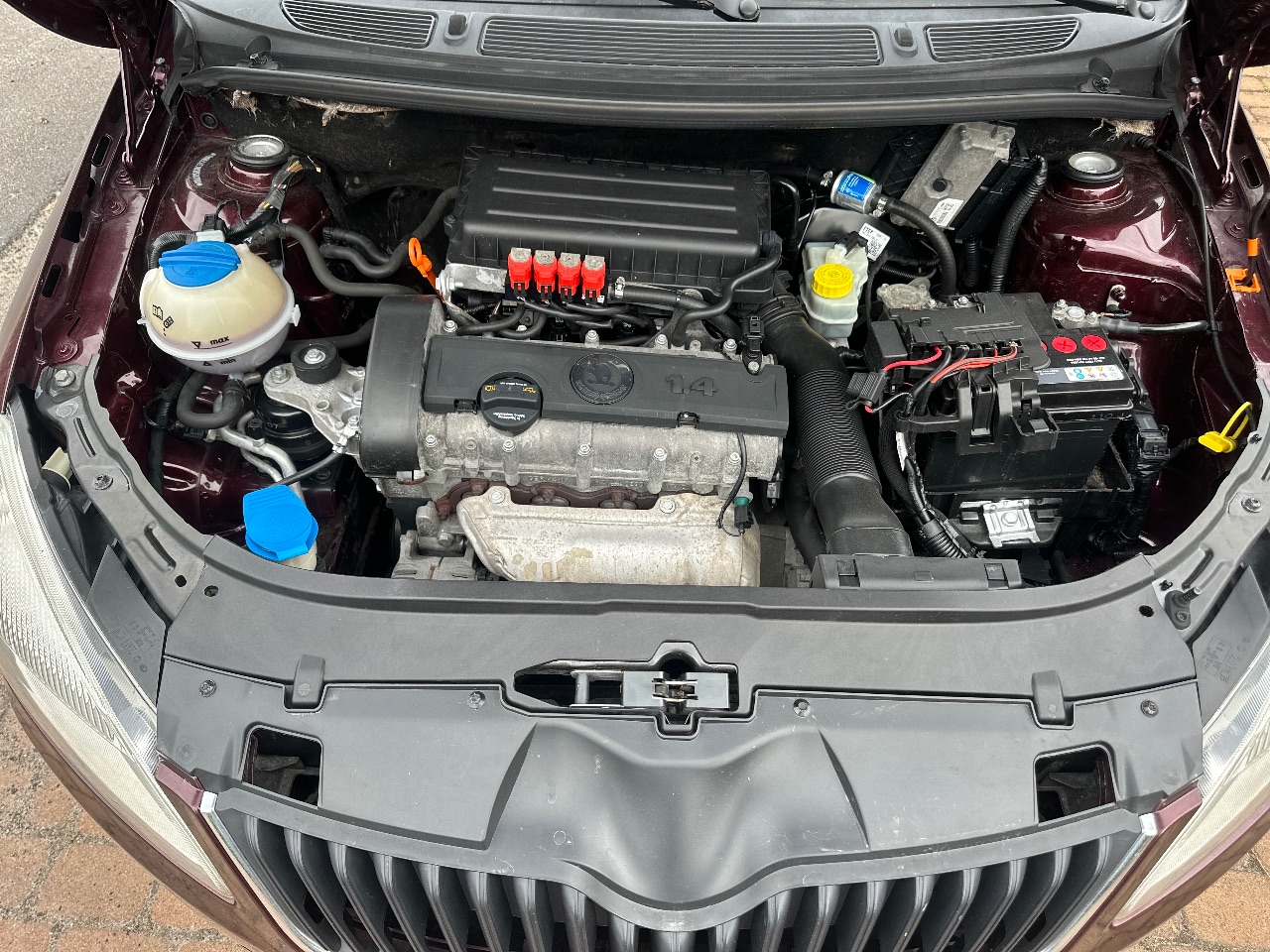 Skoda Fabia - фото 5