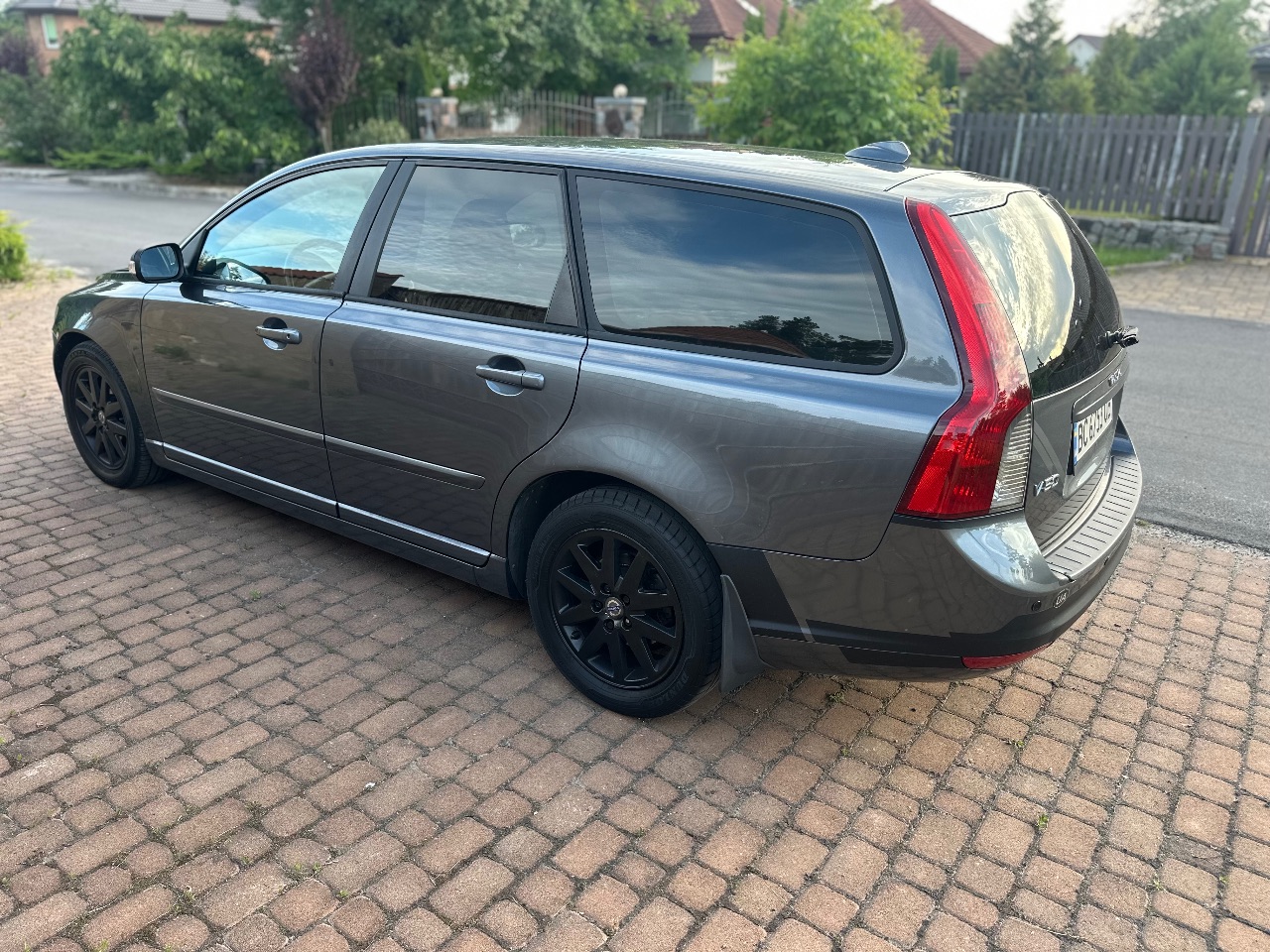 Volvo V50 - фото 13